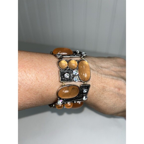 Vintage‎ Look Cuff  Bracelet. Pinkish Stones & Rhinestones. Stretch cuff. - Picture 5 of 7